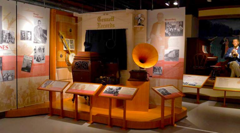 call out image for Bix Beiderbecke Museum