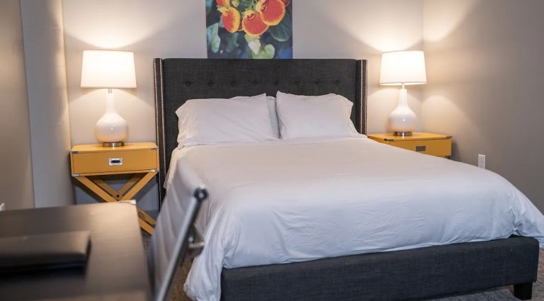 call out image for Gordon Van Tine - 1Bed AirBnB 