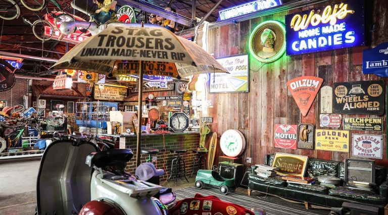 call out image for Robert Wolfe, American Pickers