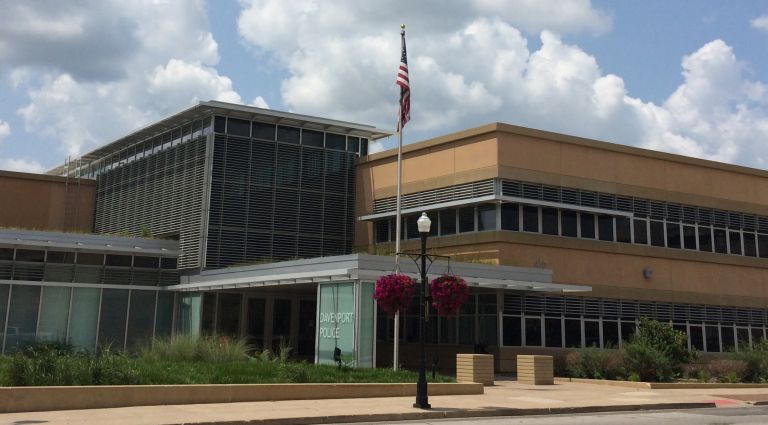 call out image for Davenport Police Department